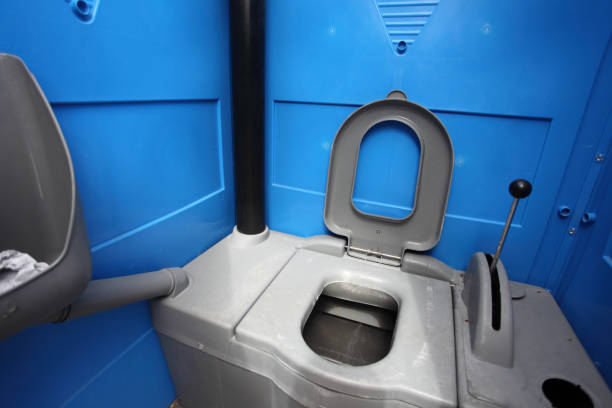 Porta potty delivery and setup in Lacoste, TX